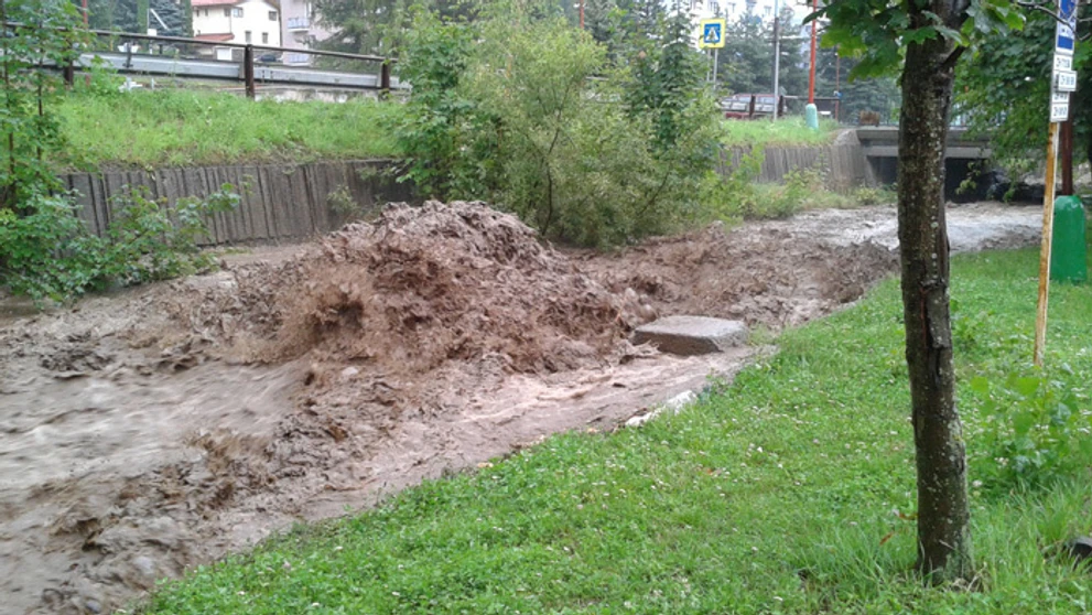Vyliaty Kremnický potok.