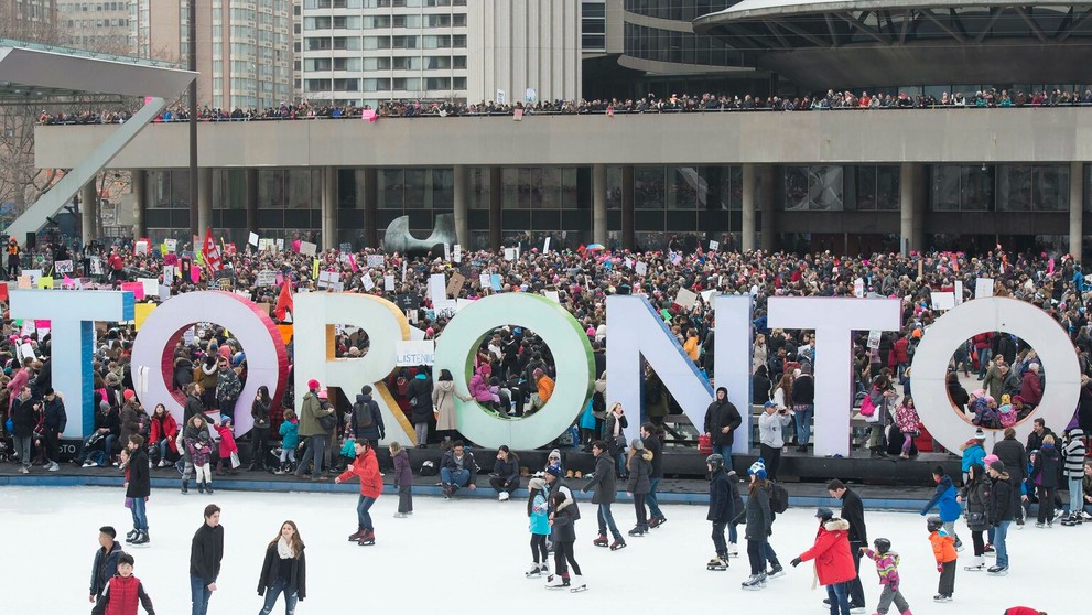 Pochod žien v kanadskom Toronte.