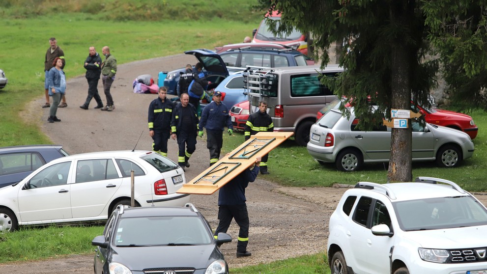 Zábery z miesta nešťastia.