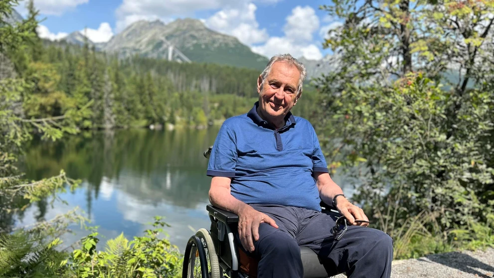 Miloš Zeman na túre v Nízkych Tatrách.