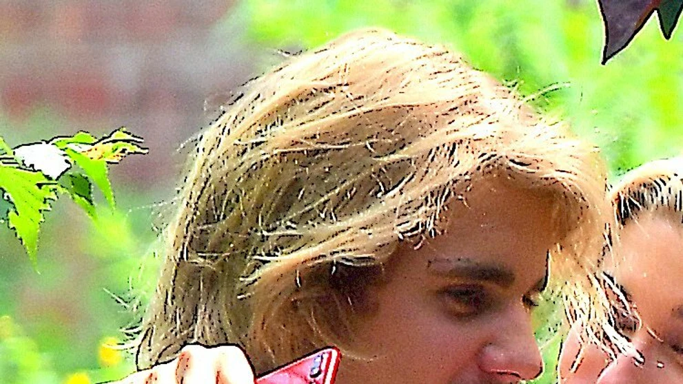 Justin Bieber je po mesiaci randenia zasnúbený. Toto je jeho vyvolená
