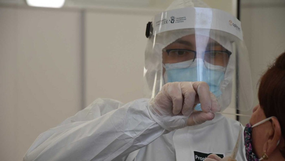 Odberné miesto v telocvični Gymnázia bl. Pavla Petra Gojdiča v Prešove.