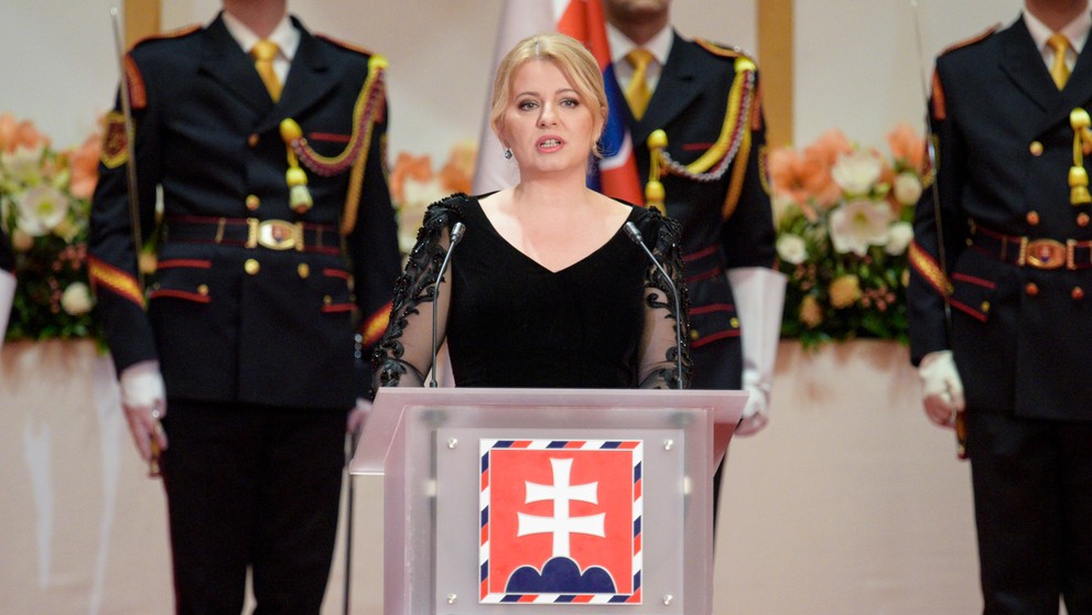 Prezidentka udeľovala štátne vyznamenania.
