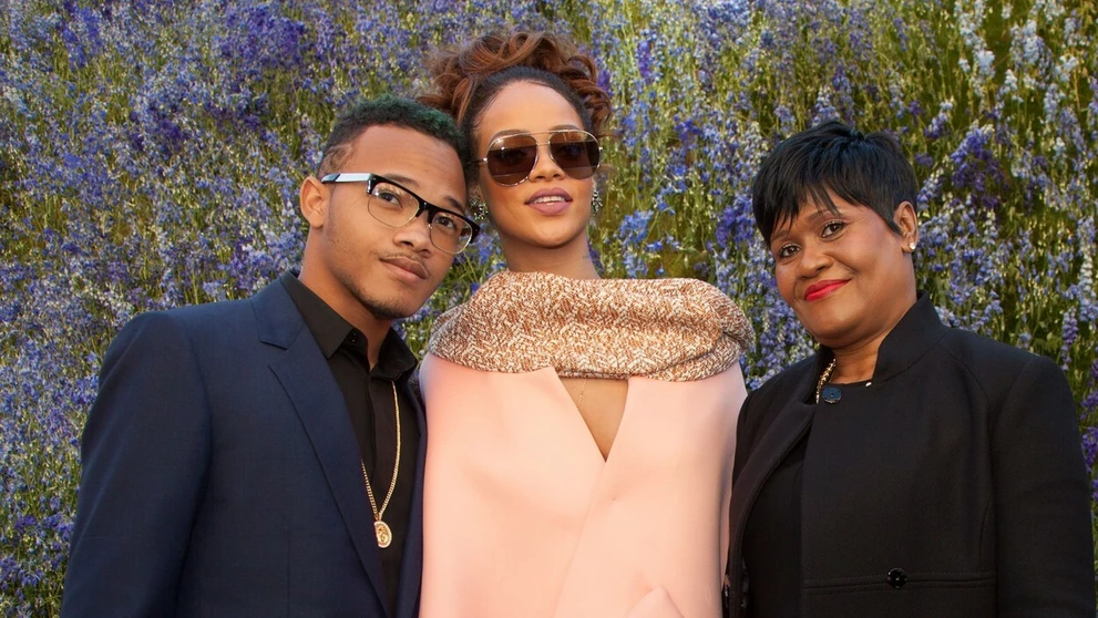 Rihanna s mamou a bratom Rajadom Fentym.