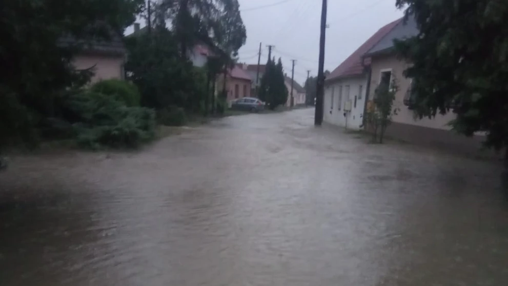 Zatopená obec Kuchyňa.