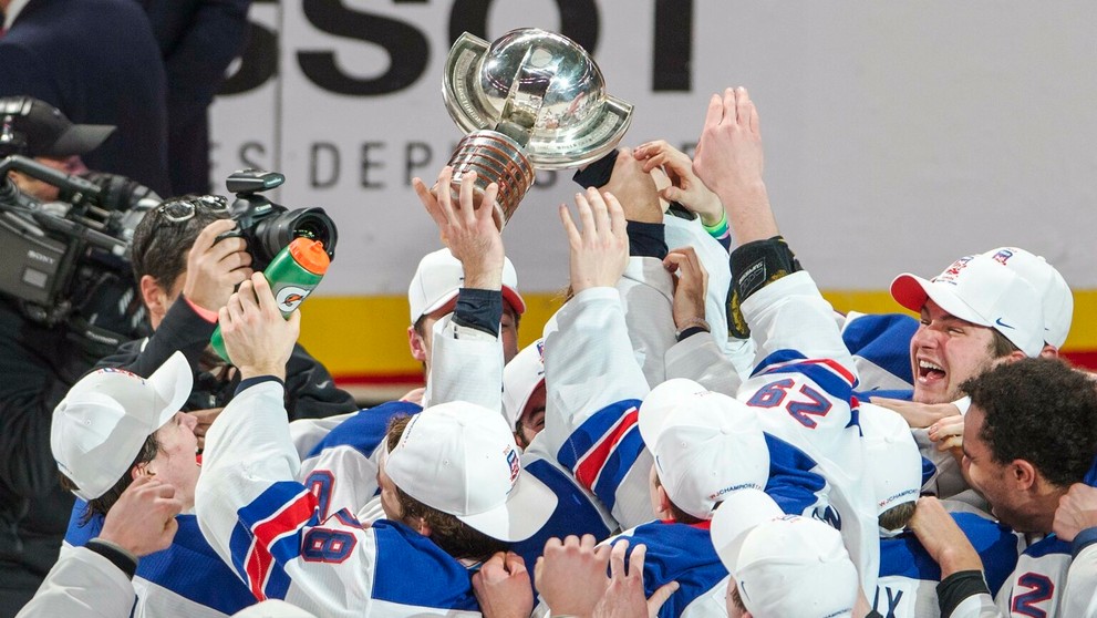 Ameríckí juniori získali trofej pre najlepší tím sveta.