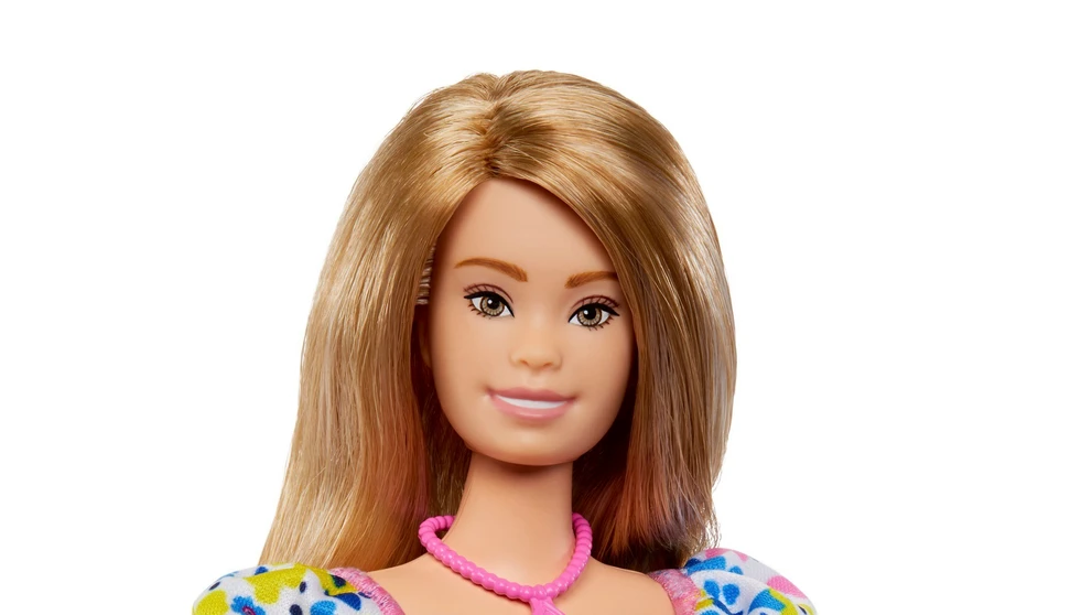 Bábika Barbie s Downovým syndrómom.