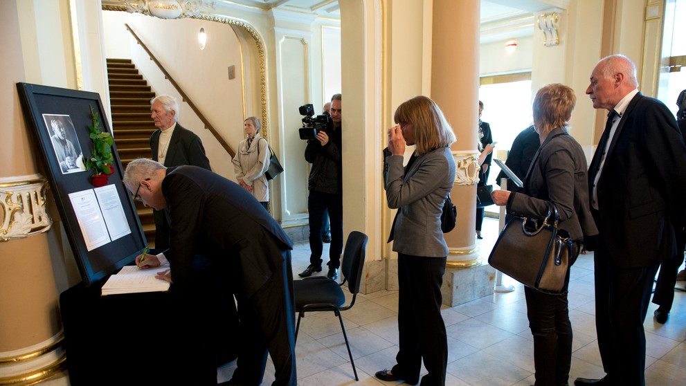 Posledná rozlúčka s Karolom Machatom.