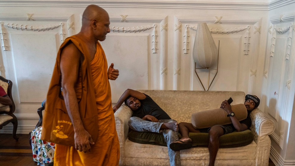 Sri_Lanka530902