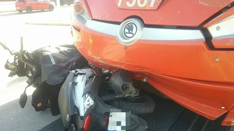 Nehoda motocykla.