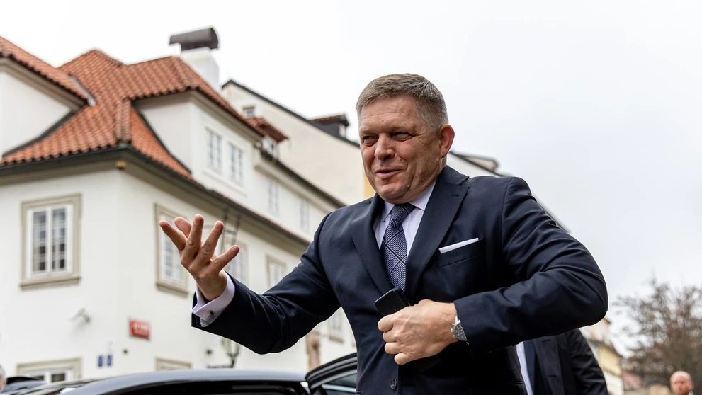 Robert Fico v Prahe.