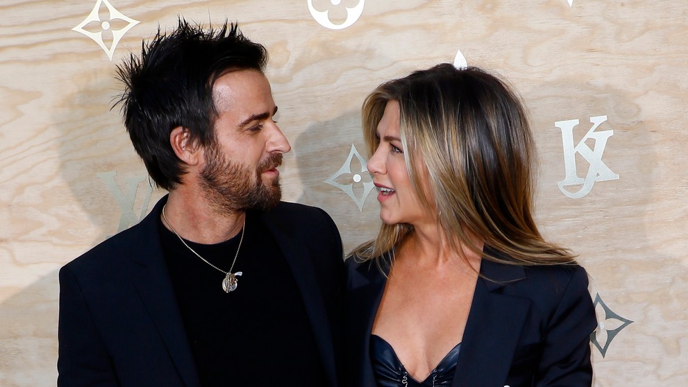 Jennifer Aniston (48) a Justin Theroux (45).