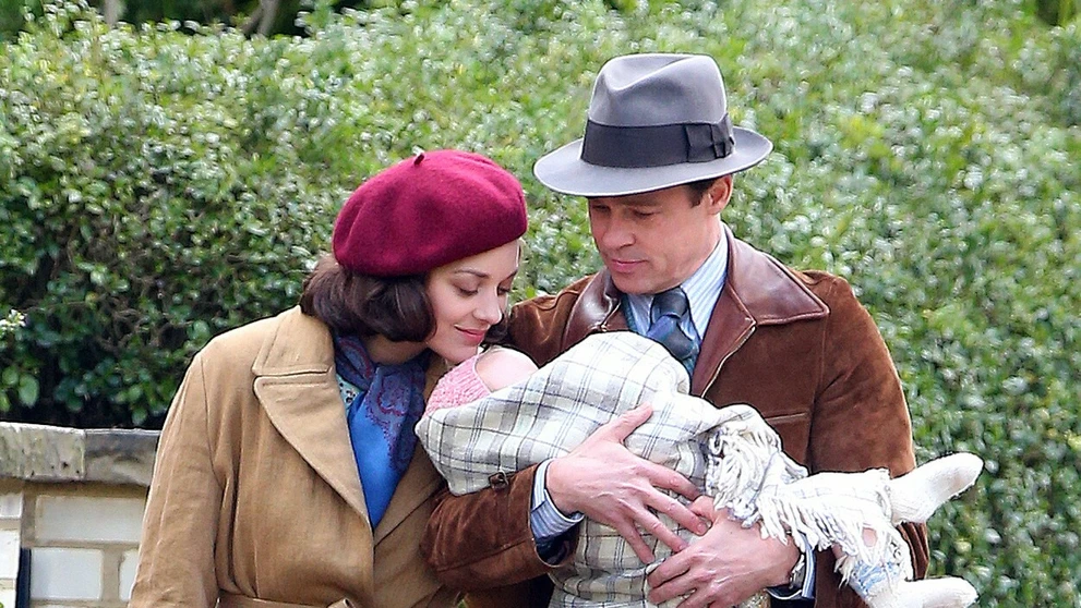 Brad Pitt a Marion Cottilard v novom filme Päť sekúnd ticha.