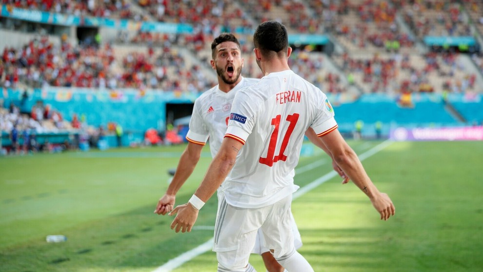 Torres s Kokem oslavujú štvrtý gól.