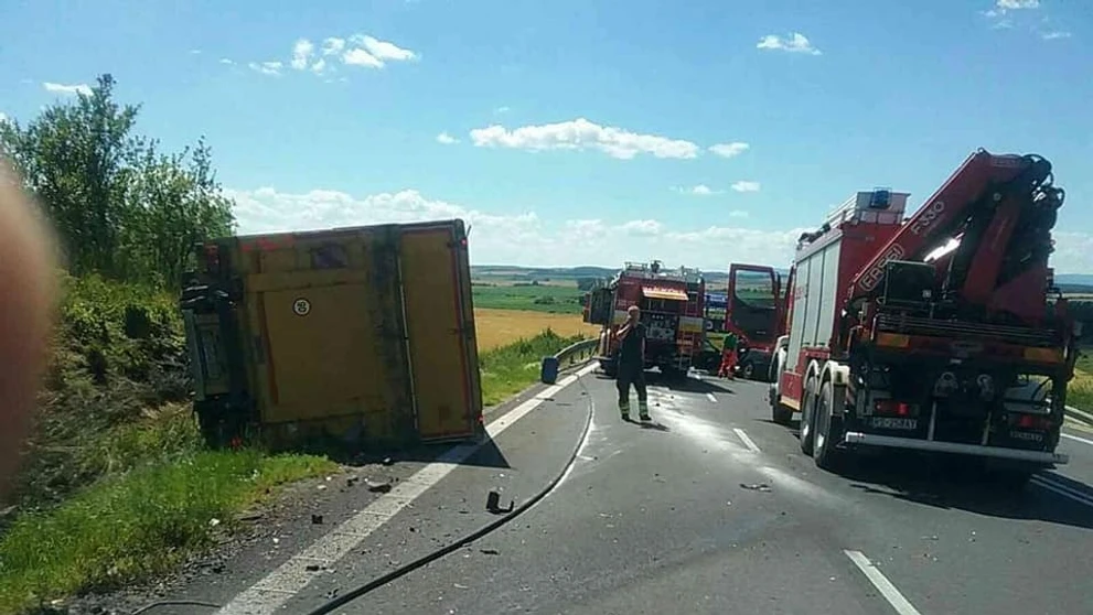 Vážna nehoda sa stala pri Rimavskej Sobote.