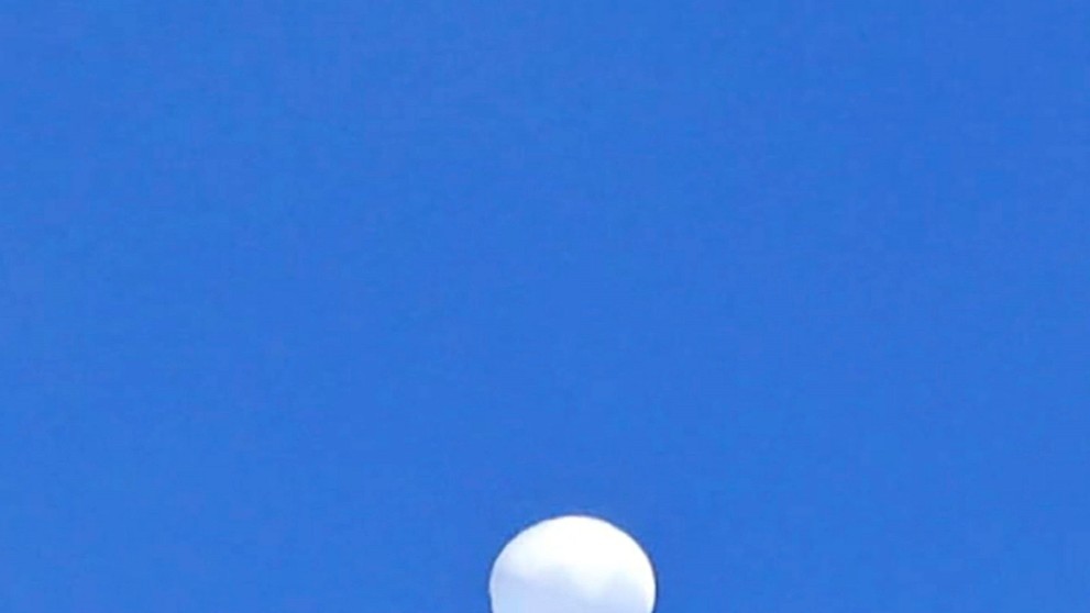 Okamih zásahu balóna.