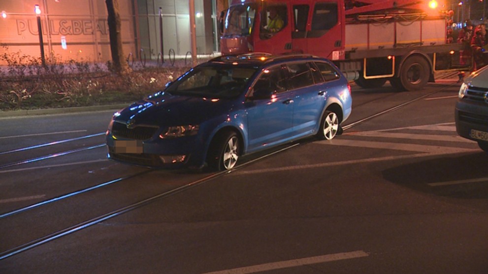 Auto, na ktoré strieľala polícia.