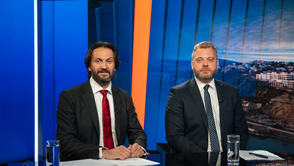Robert Kaliňák a Juraj Krúpa v Na telo.