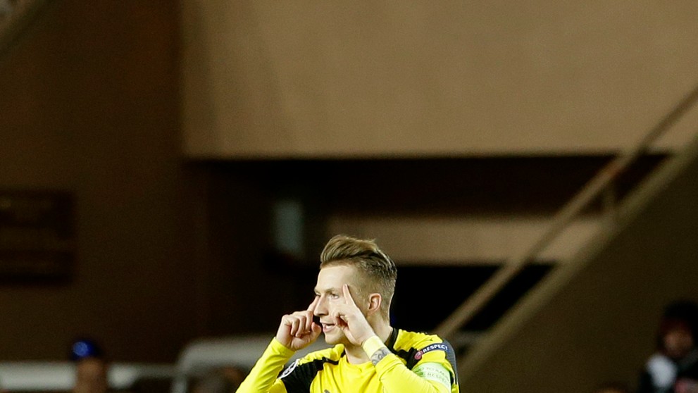 Marco Reus z Dortmundu oslavuje gól v odvete štvrťfinále LM proti Monacu.