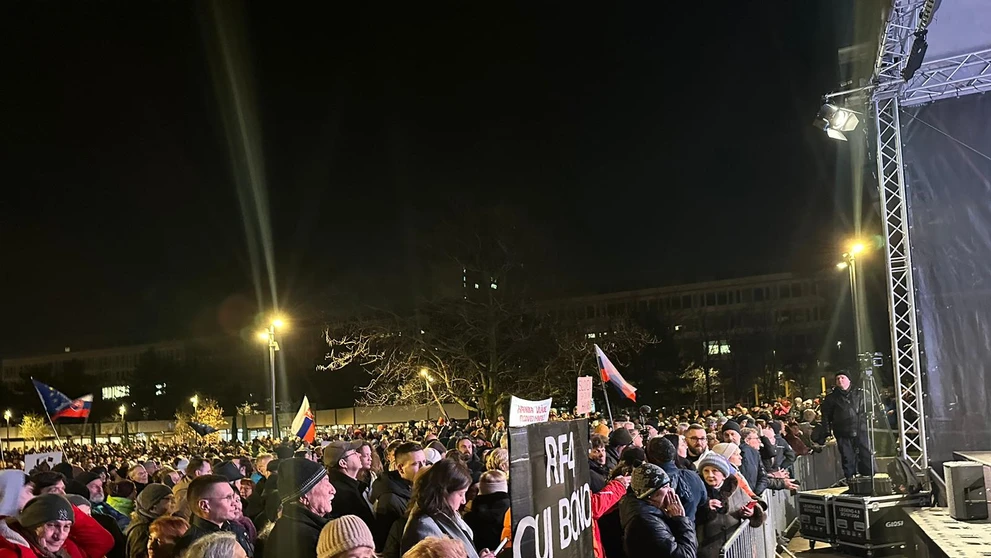 Na protest prišli tisícky ľudí.