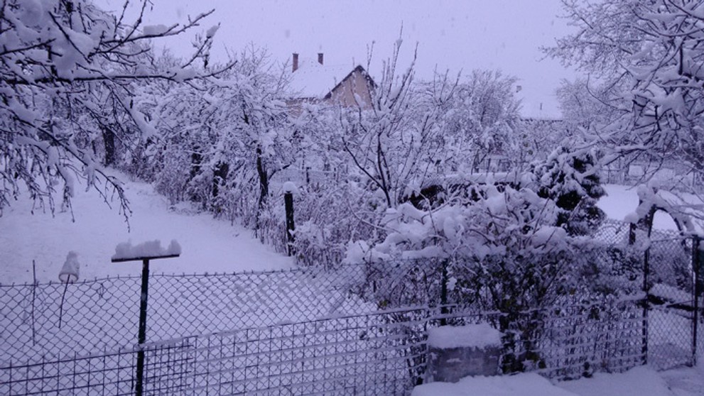 Husté sneženie v Banskej Bystrici.