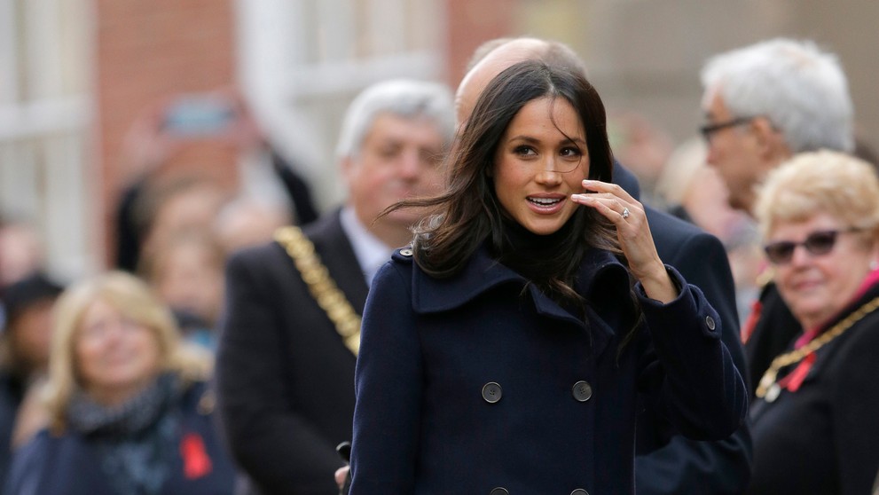 Princ Harry a Meghan Markle prvýkrát medzi ľuďmi od zásnub