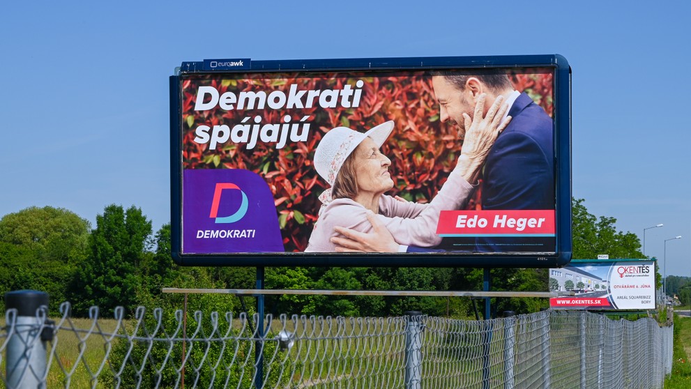 Bilbord Demokrati