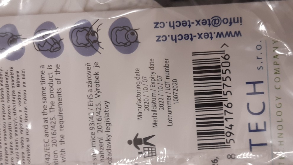 Česi sťahujú z trhu respirátor