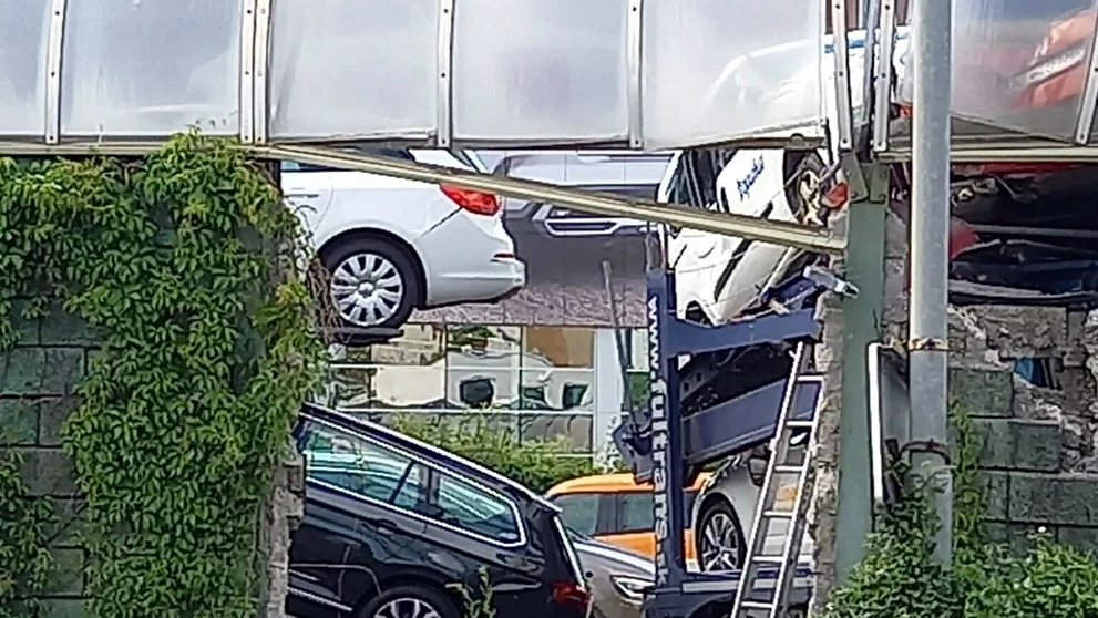 Nehoda v Petržalke.