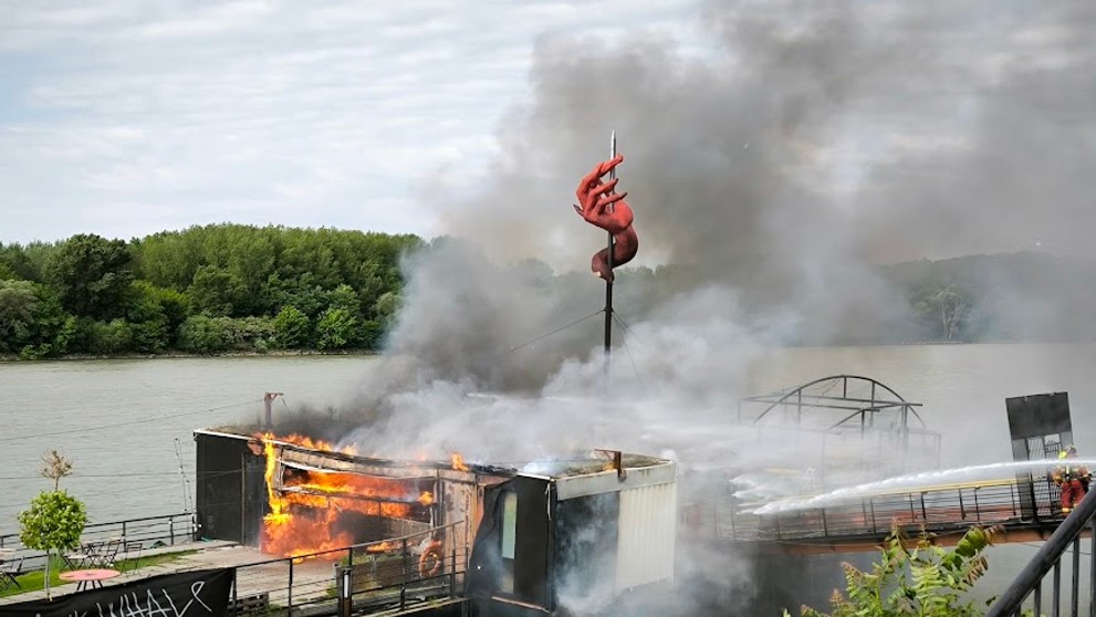 V Bratislave horel obľúbený podnik.