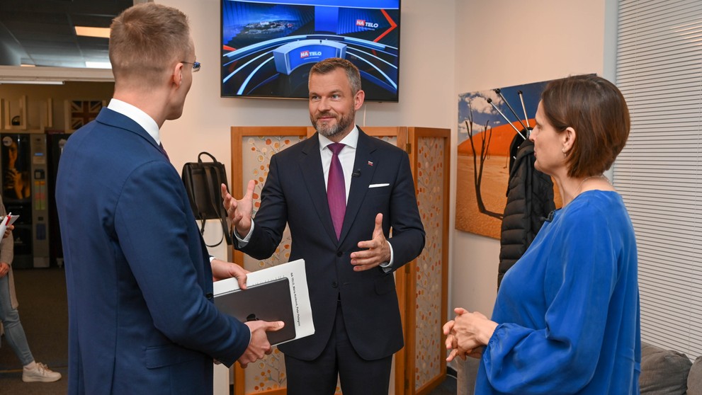 Peter Pellegrini a Mária Kolíková pred nakrúcaním.