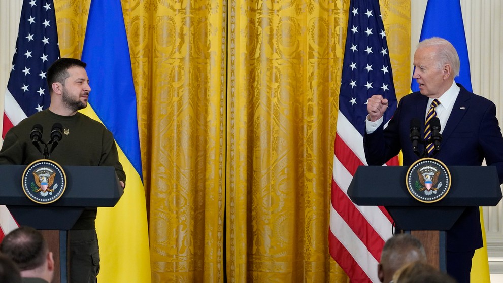 Ukrajinský prezident Volodymyr Zelenskyj a americký prezident Joe Biden v Bielom dome 21.12.2022