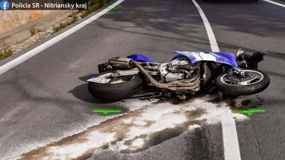 Pri nehode zomrel motocyklista
