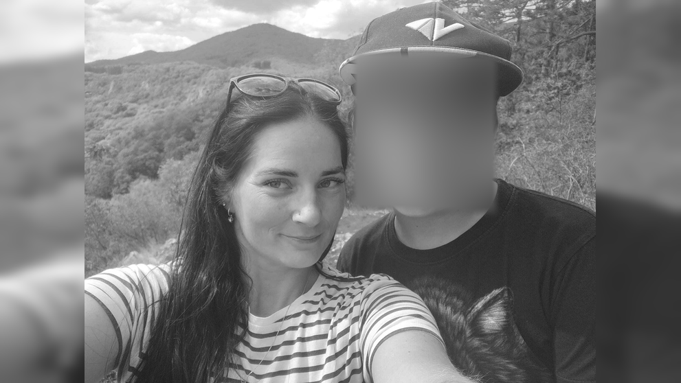 Na snímke je zosnulá Monika.