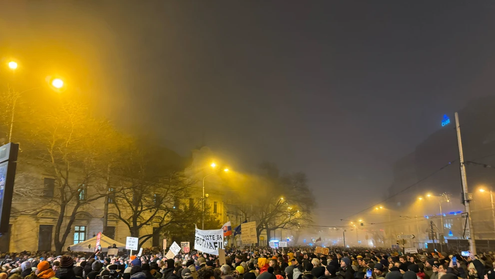 Protivládny protest na Námestí SNP v Bratislave