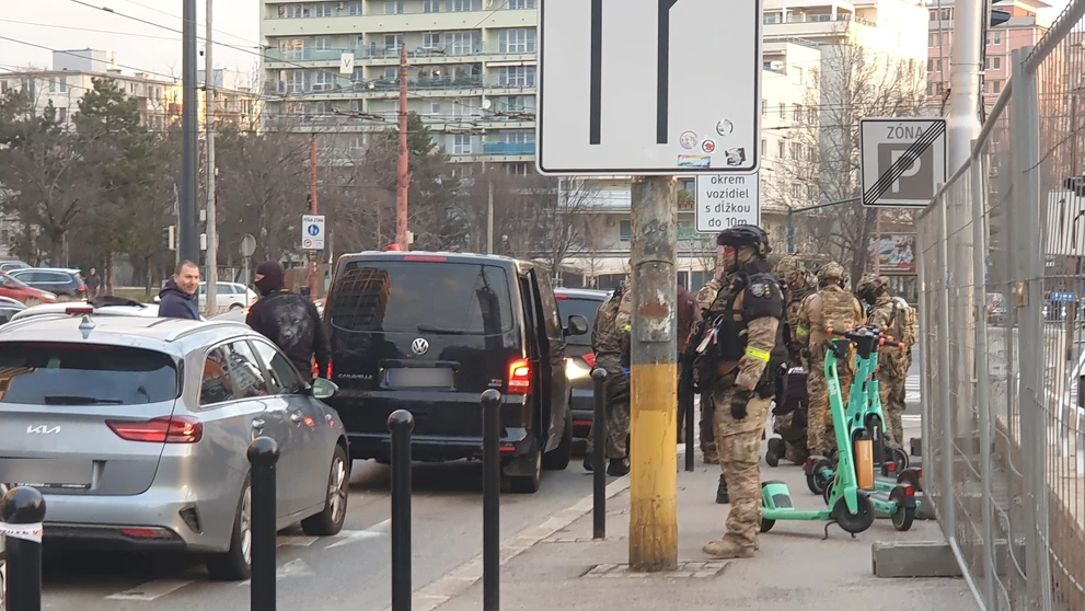 Zásah polície v centre Bratislavy.