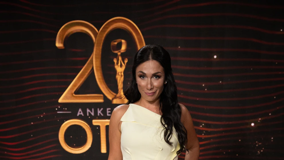 Adela Vinczeová