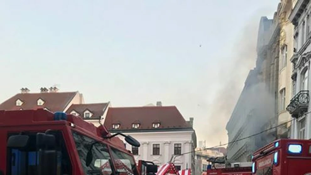 Požiar na vianočných trhoch.