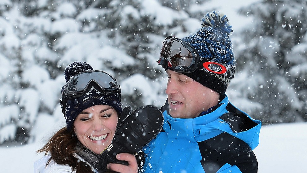 Kate Middleton s Williamom na lyžovačke. To je krásna rodinka!