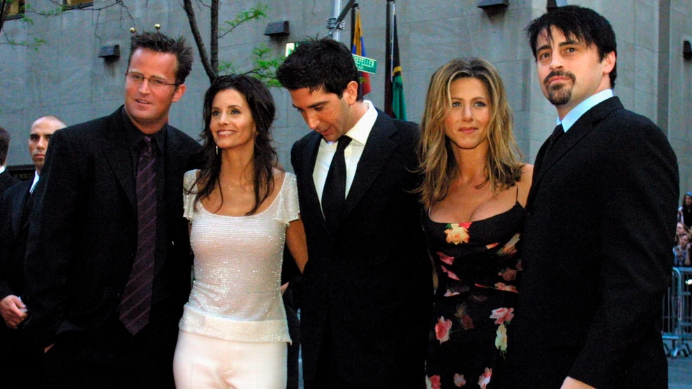 Zomrel Matthew Perry