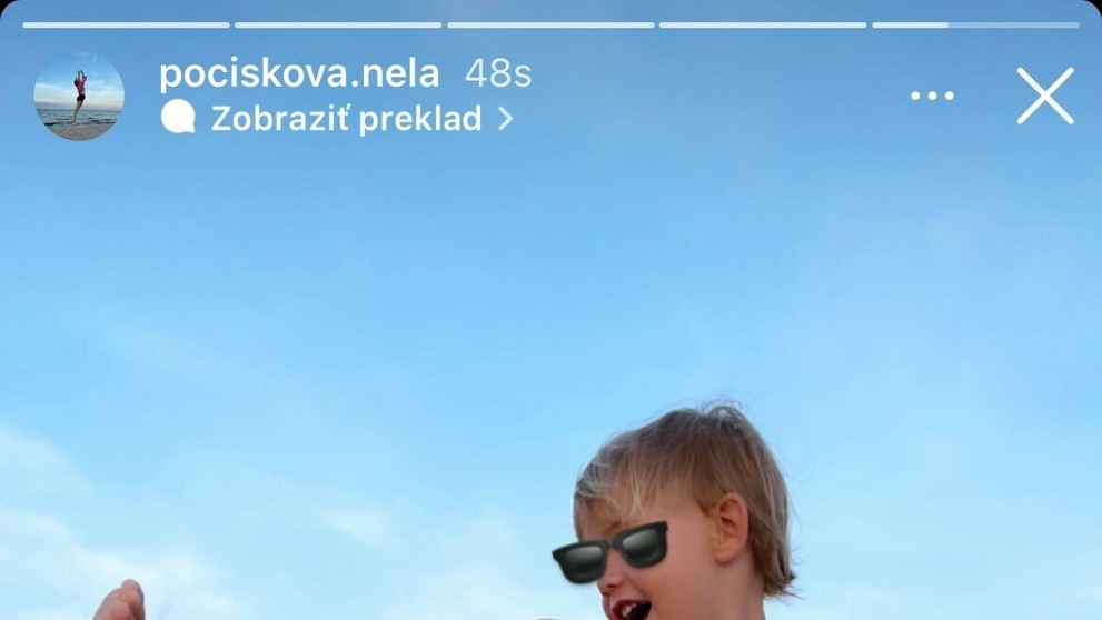 Aj dcérka Lianka si dovolenku užíva.