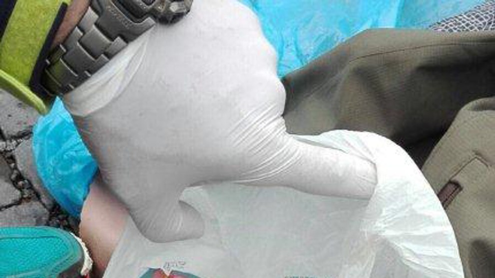 Peniaze v igelitovej taške, ktoré pri lúpeži v banke v Kremnici dostal zlodej Jaroslav (44)