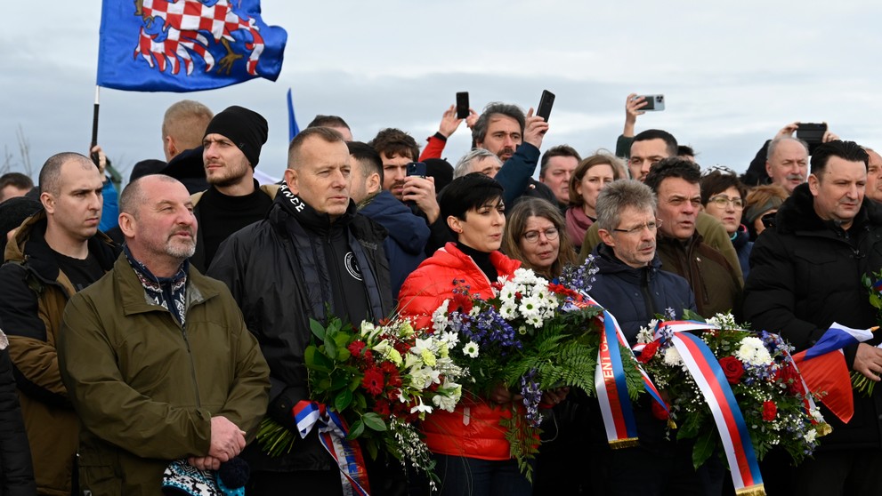 Šéfovia parlamentov SR a ČR si na Veľkej Javorine pripomenuli výročie rozdelenia.