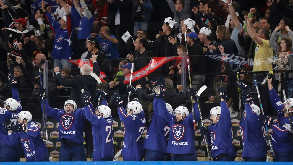Radosť francúzskych hráčov po góle proti Fínsku na MS 2017.