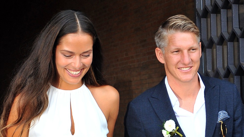 Ana Ivanovic sa vydala za nemeckého futbalistu Bastiana Schweinsteigera.