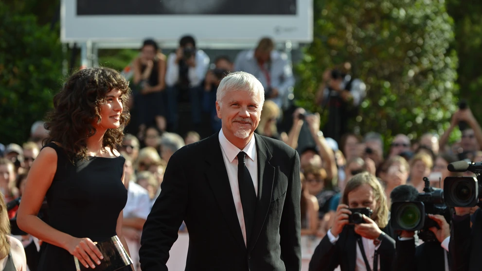 Tim Robbins s partnerkou Gratielou Brancusi