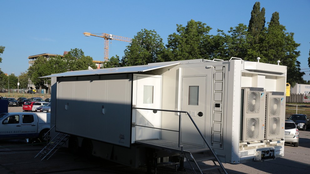 Moderný prenosový voz