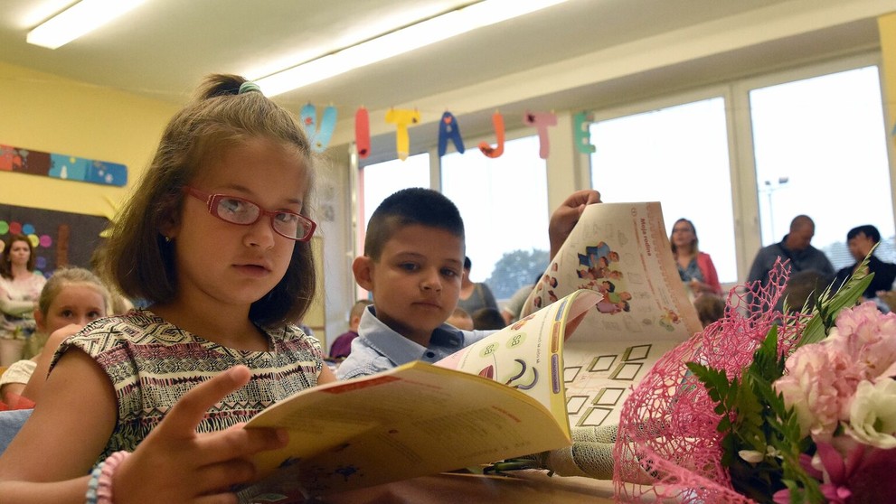 Na snímke žiaci I. C triedy Základnej školy na ul. Komenského v Trebišove