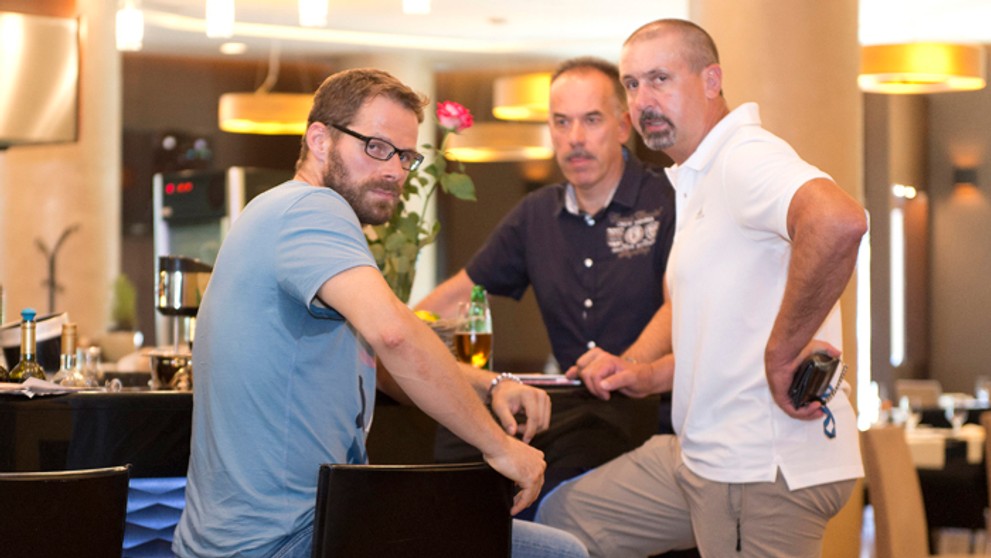 Líder bojkotujúcich hráčov Michal Handzuš, reprezentačný tréner Zdeno Cíger a šéf SZĽH Igor Nemeček.