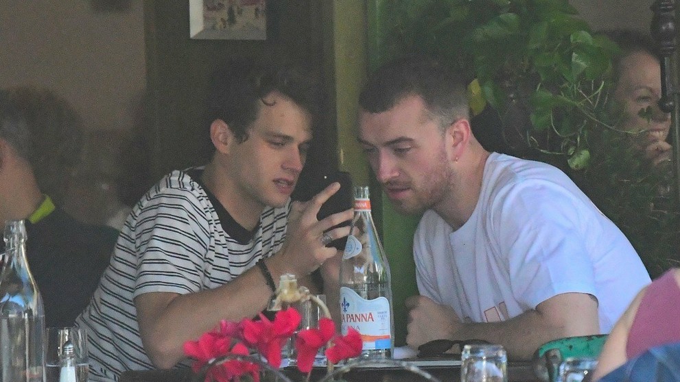 Sam Smith sa bozkáva s novým priateľom